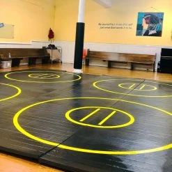 AK Athletic Equipment 20' X 20' X 1 3/8" Roll-Up Wrestling Mat With Four Practice Circles